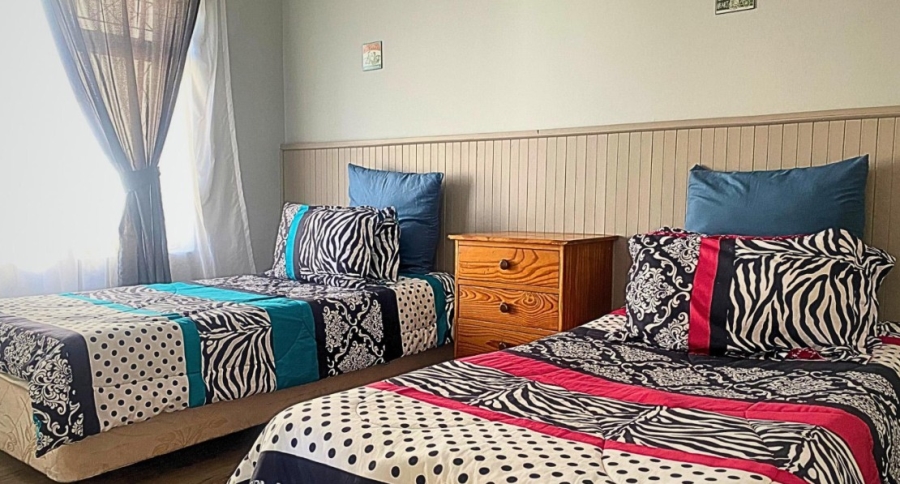 2 Bedroom Property for Sale in Manaba Beach KwaZulu-Natal
