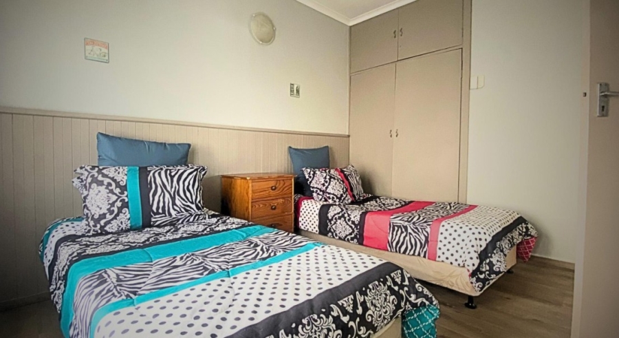 2 Bedroom Property for Sale in Manaba Beach KwaZulu-Natal