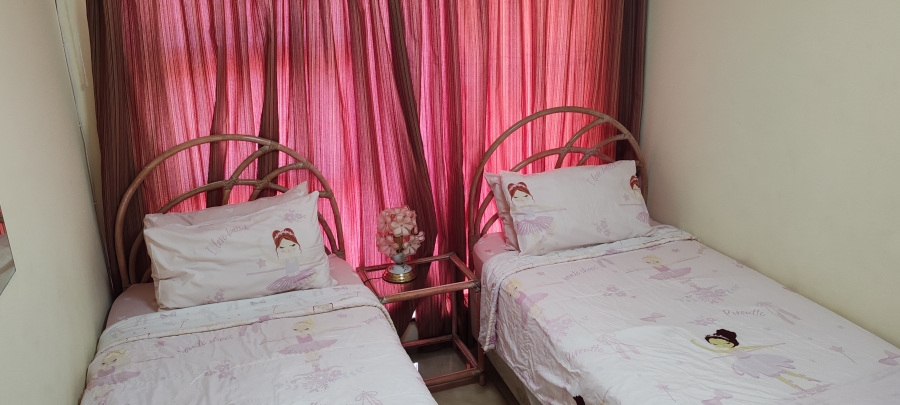 5 Bedroom Property for Sale in Uvongo KwaZulu-Natal