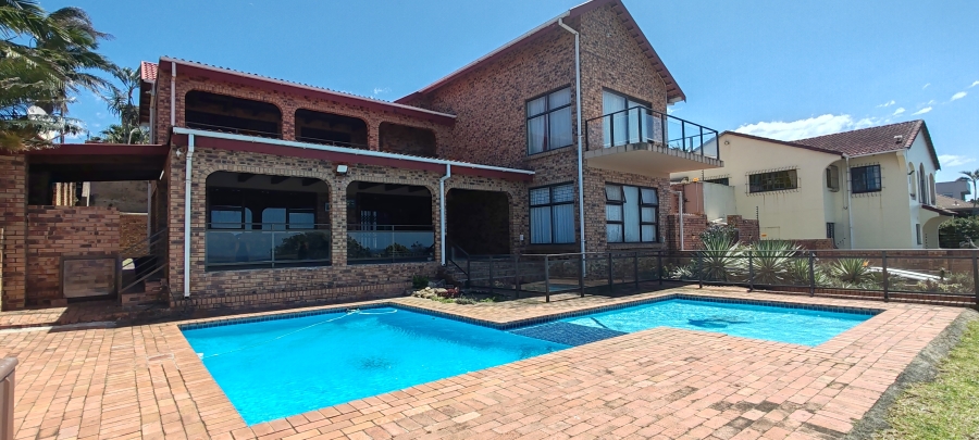 5 Bedroom Property for Sale in Uvongo KwaZulu-Natal