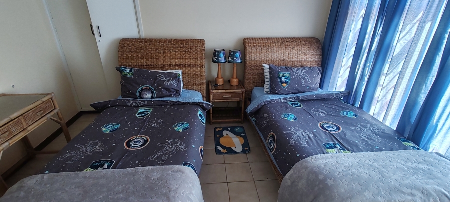 5 Bedroom Property for Sale in Uvongo KwaZulu-Natal