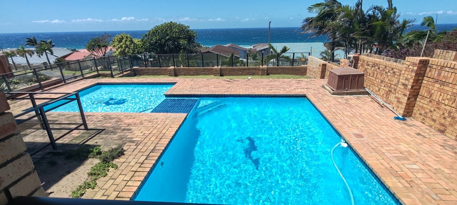 5 Bedroom Property for Sale in Uvongo KwaZulu-Natal
