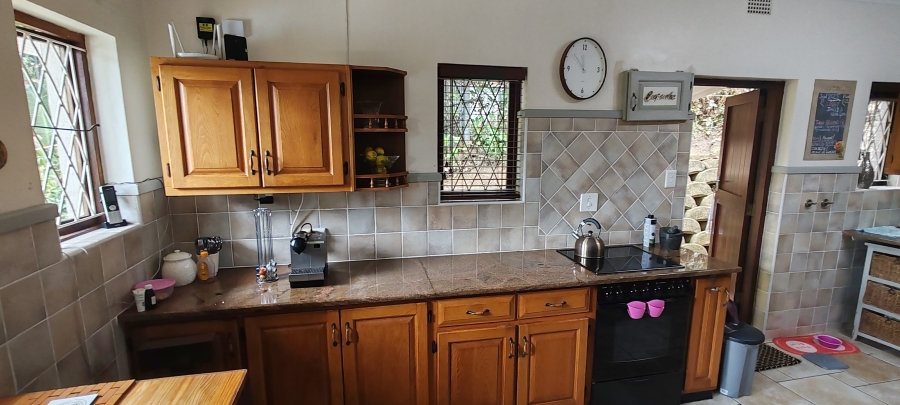 5 Bedroom Property for Sale in Ramsgate KwaZulu-Natal