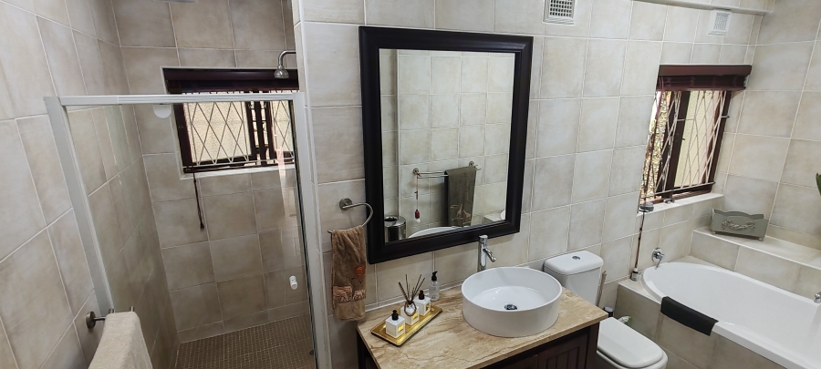5 Bedroom Property for Sale in Ramsgate KwaZulu-Natal
