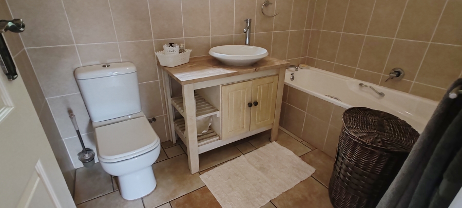 5 Bedroom Property for Sale in Ramsgate KwaZulu-Natal