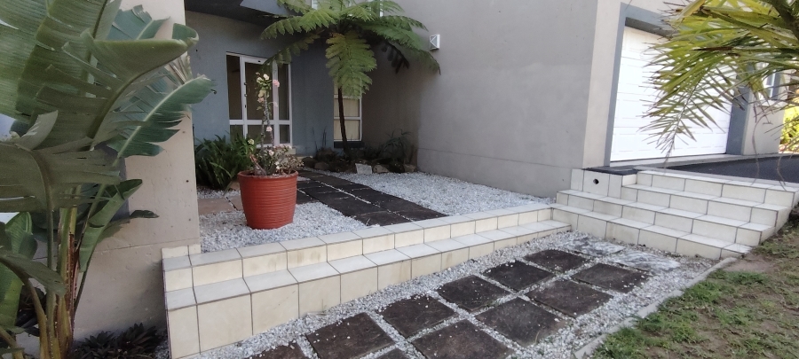 4 Bedroom Property for Sale in Shelly Beach KwaZulu-Natal