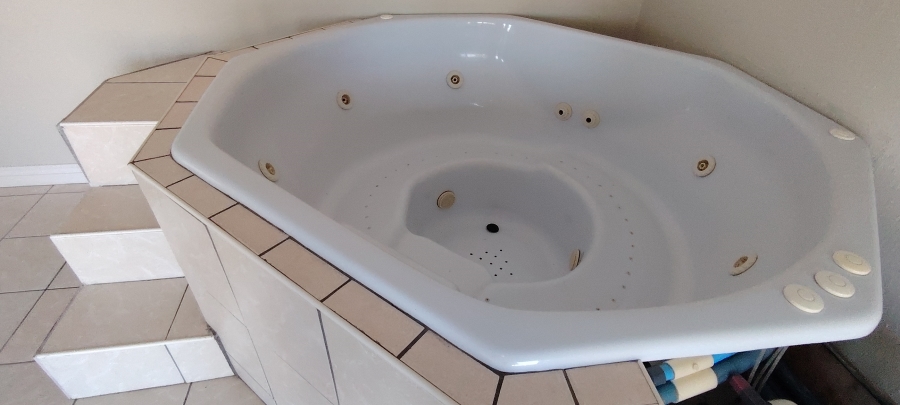 4 Bedroom Property for Sale in Shelly Beach KwaZulu-Natal