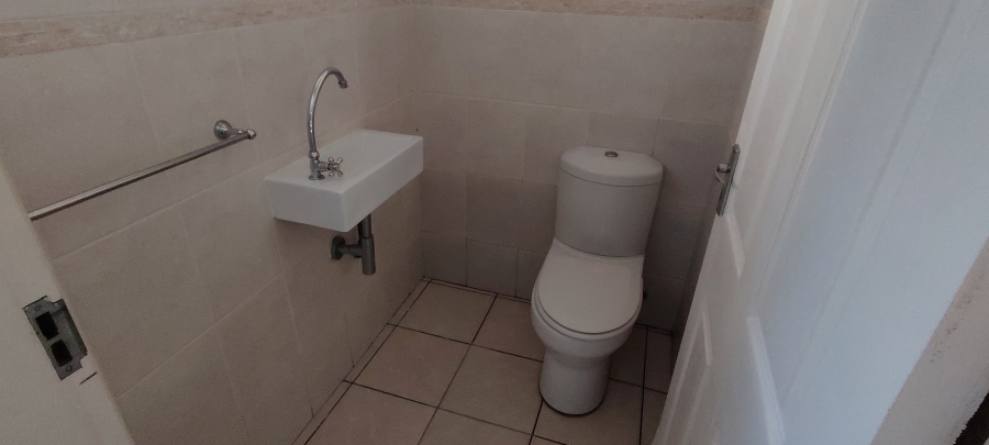 4 Bedroom Property for Sale in Shelly Beach KwaZulu-Natal