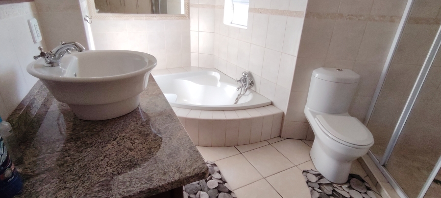 4 Bedroom Property for Sale in Shelly Beach KwaZulu-Natal