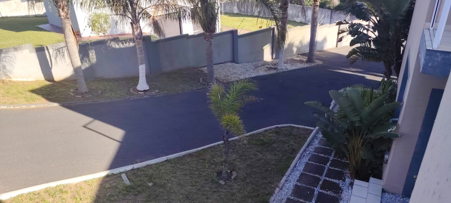 4 Bedroom Property for Sale in Shelly Beach KwaZulu-Natal