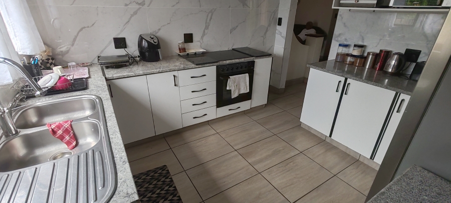 3 Bedroom Property for Sale in Margate KwaZulu-Natal