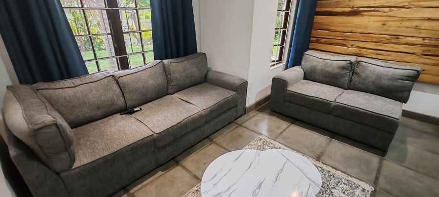 2 Bedroom Property for Sale in Uvongo KwaZulu-Natal