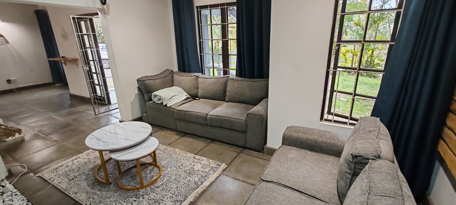 2 Bedroom Property for Sale in Uvongo KwaZulu-Natal