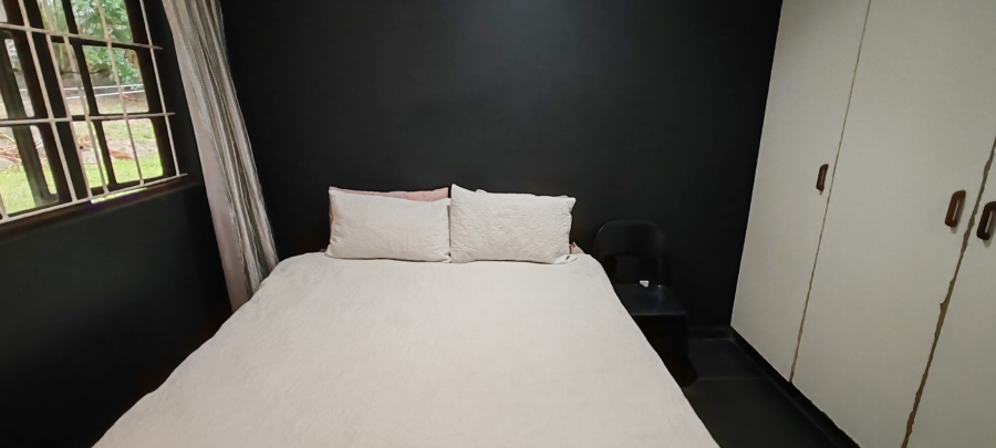 2 Bedroom Property for Sale in Uvongo KwaZulu-Natal