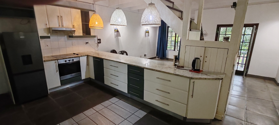 2 Bedroom Property for Sale in Uvongo KwaZulu-Natal