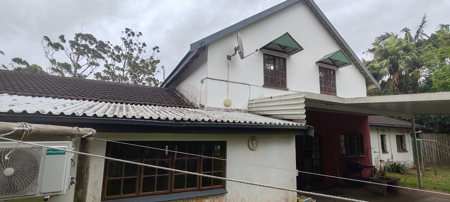 2 Bedroom Property for Sale in Uvongo KwaZulu-Natal