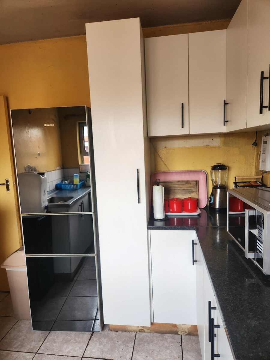 3 Bedroom Property for Sale in Brackenham KwaZulu-Natal