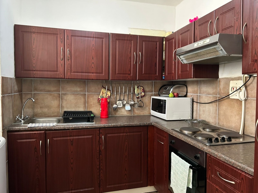 2 Bedroom Property for Sale in Empangeni Central KwaZulu-Natal