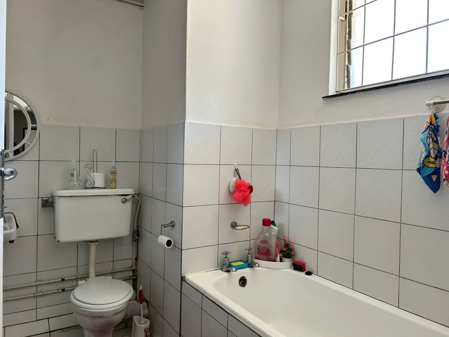 2 Bedroom Property for Sale in Empangeni Central KwaZulu-Natal