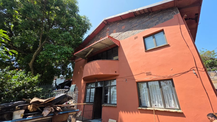 8 Bedroom Property for Sale in Springfield KwaZulu-Natal
