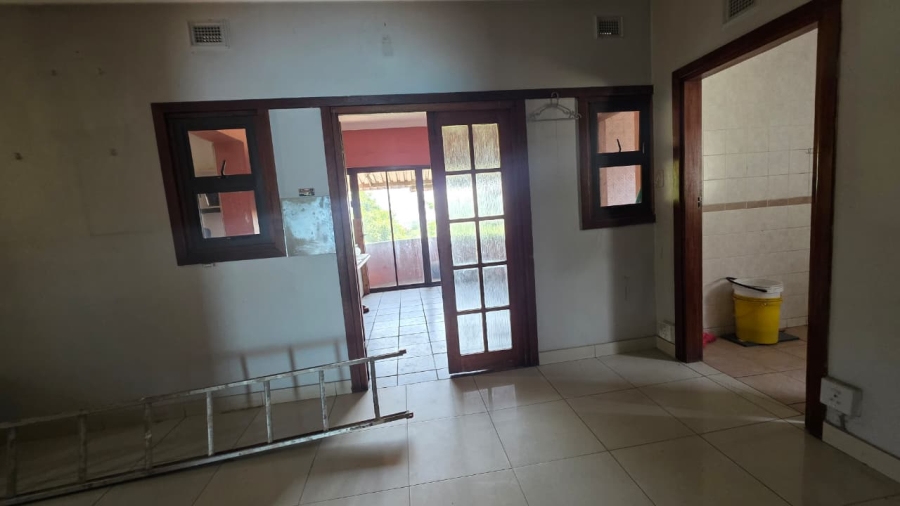 8 Bedroom Property for Sale in Springfield KwaZulu-Natal