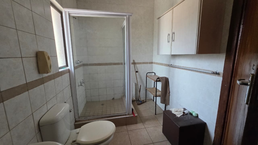 8 Bedroom Property for Sale in Springfield KwaZulu-Natal