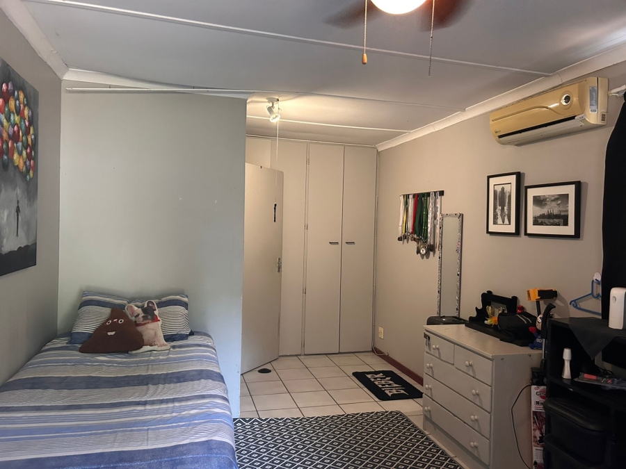 4 Bedroom Property for Sale in Meer En See KwaZulu-Natal