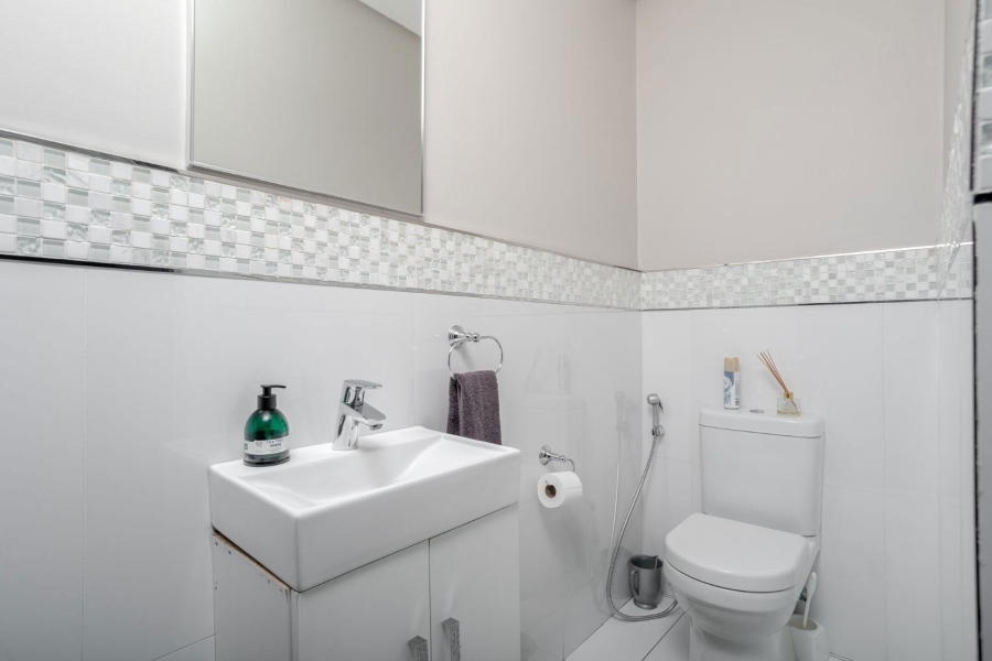 4 Bedroom Property for Sale in Beverley Hills KwaZulu-Natal