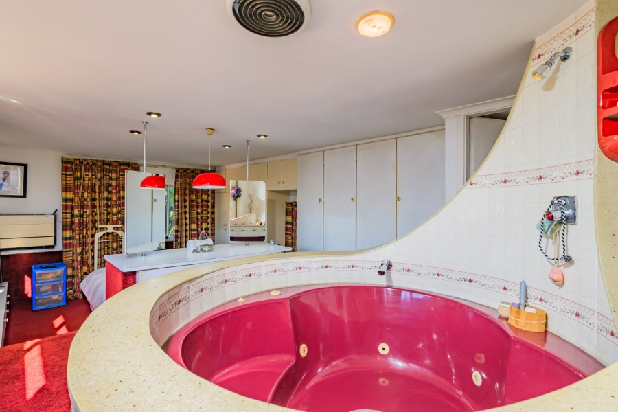4 Bedroom Property for Sale in Reservoir Hills KwaZulu-Natal