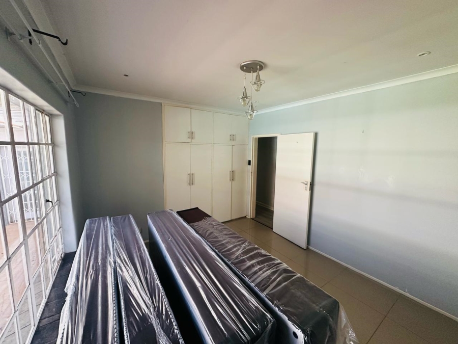 4 Bedroom Property for Sale in Chase Valley Heights KwaZulu-Natal