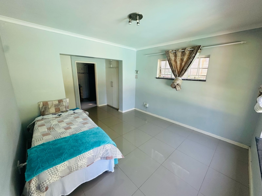 4 Bedroom Property for Sale in Chase Valley Heights KwaZulu-Natal