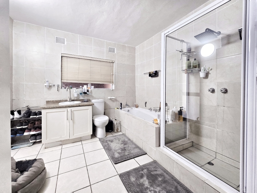 4 Bedroom Property for Sale in St Lucia KwaZulu-Natal