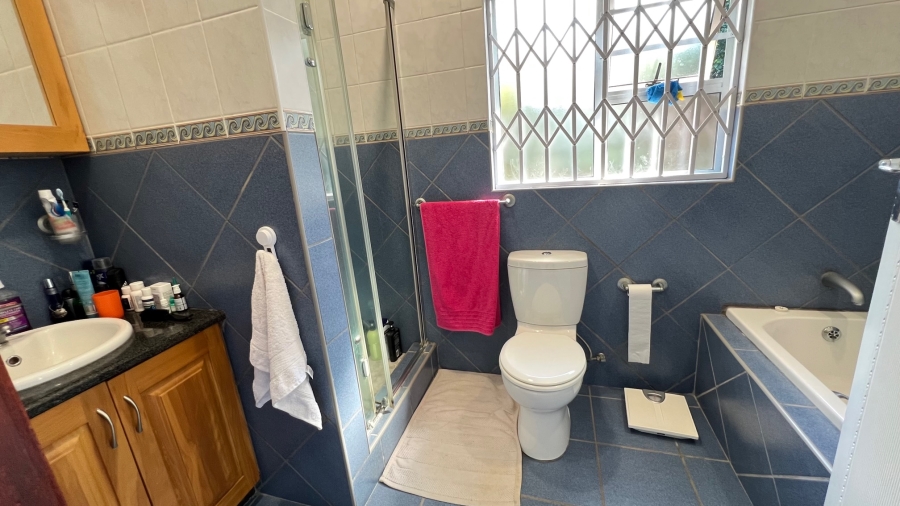 5 Bedroom Property for Sale in Mtunzini KwaZulu-Natal