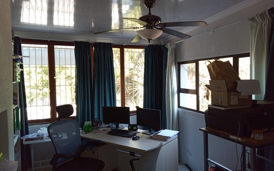 3 Bedroom Property for Sale in Shelly Beach KwaZulu-Natal