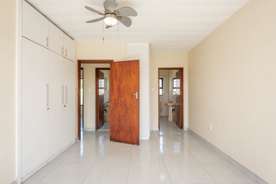 3 Bedroom Property for Sale in Scottburgh Central KwaZulu-Natal