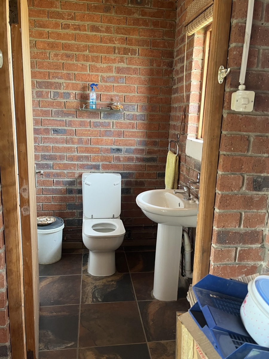 4 Bedroom Property for Sale in Weenen KwaZulu-Natal