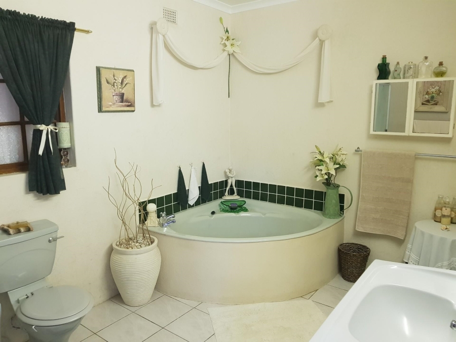 4 Bedroom Property for Sale in Thornville KwaZulu-Natal
