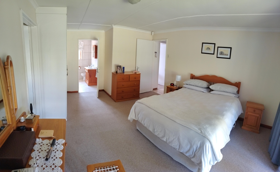 3 Bedroom Property for Sale in Scottsville KwaZulu-Natal