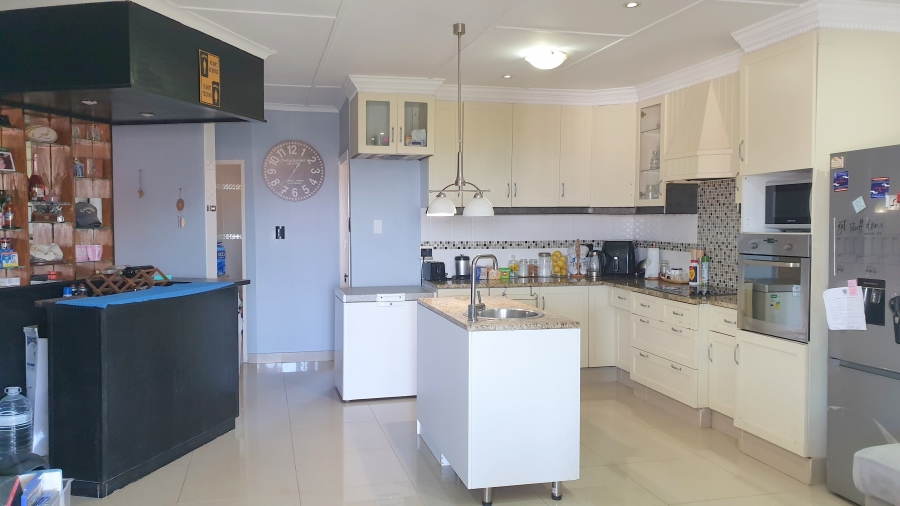2 Bedroom Property for Sale in Westbrook KwaZulu-Natal