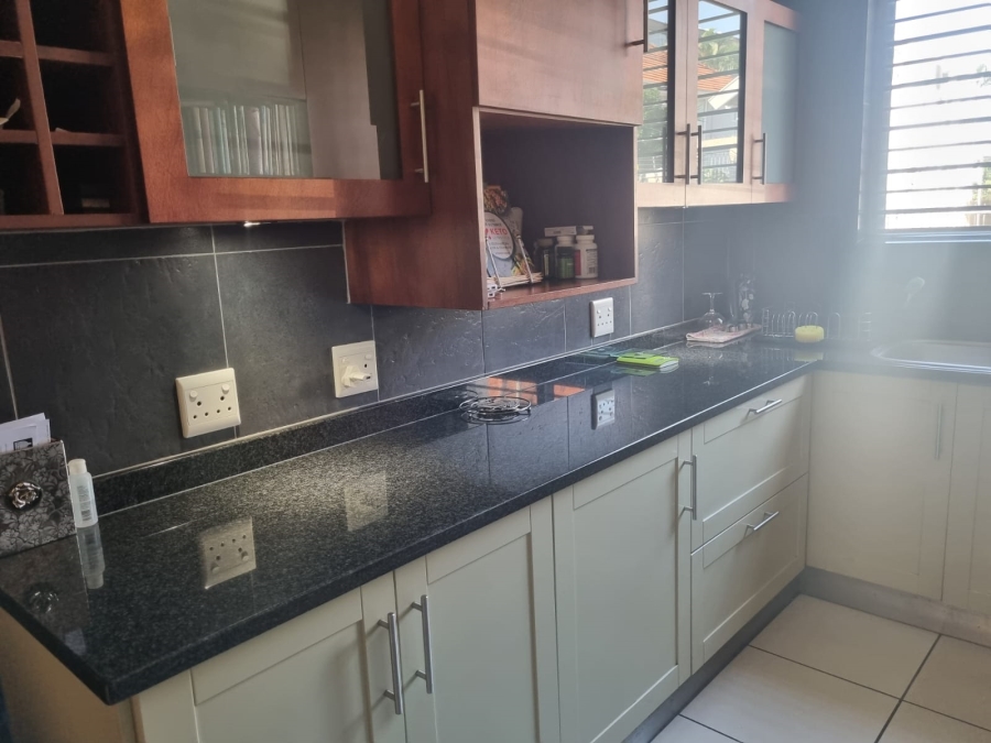 2 Bedroom Property for Sale in Morningside KwaZulu-Natal