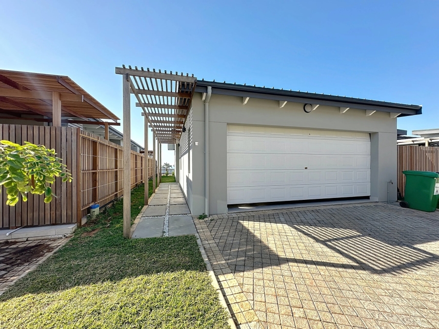 2 Bedroom Property for Sale in Salt Rock KwaZulu-Natal
