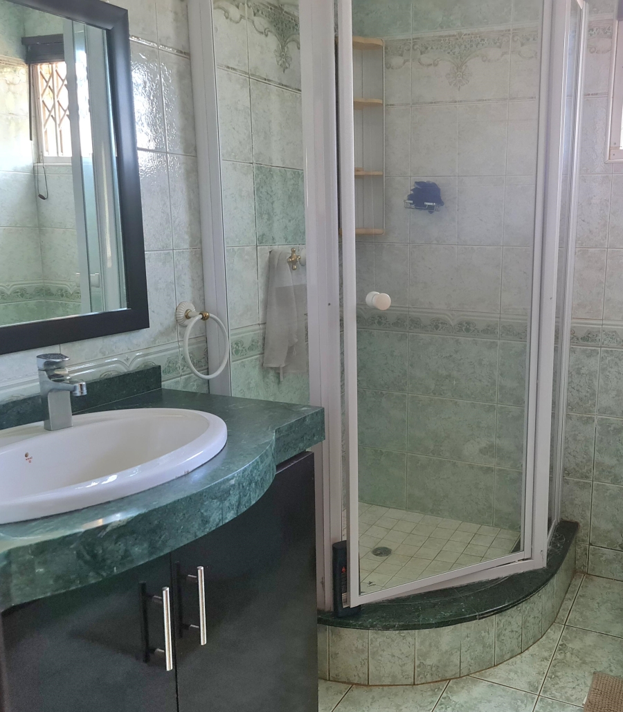 5 Bedroom Property for Sale in Blythedale KwaZulu-Natal