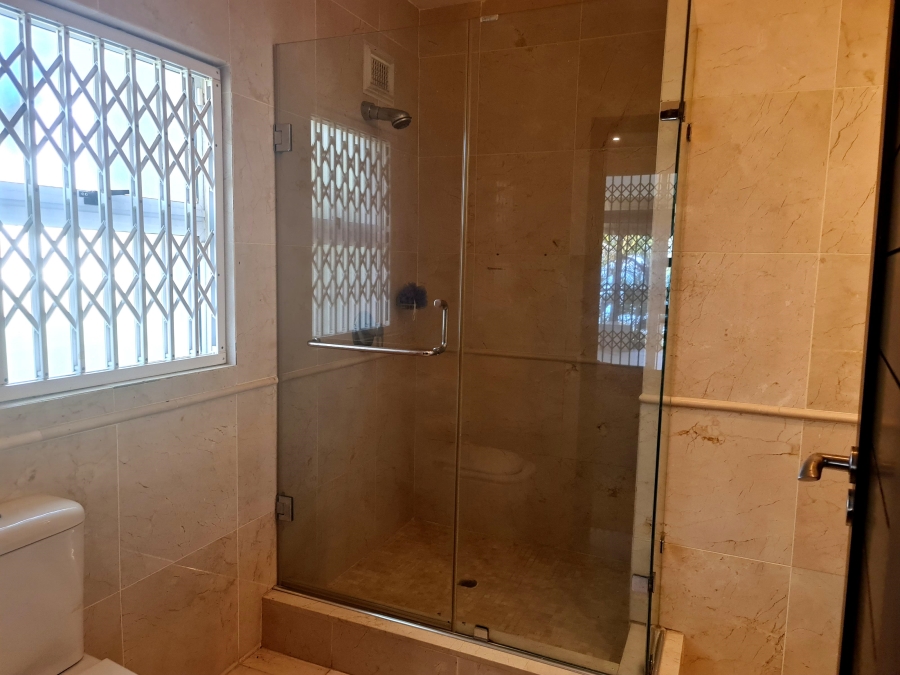 5 Bedroom Property for Sale in Blythedale KwaZulu-Natal