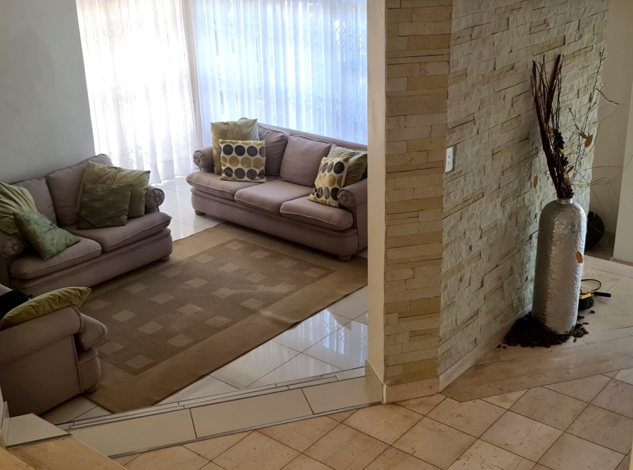 5 Bedroom Property for Sale in Blythedale KwaZulu-Natal