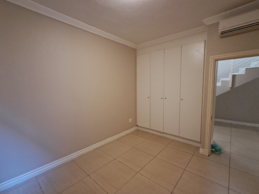 6 Bedroom Property for Sale in Blythedale KwaZulu-Natal