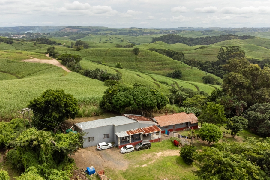 6 Bedroom Property for Sale in Park Rynie KwaZulu-Natal
