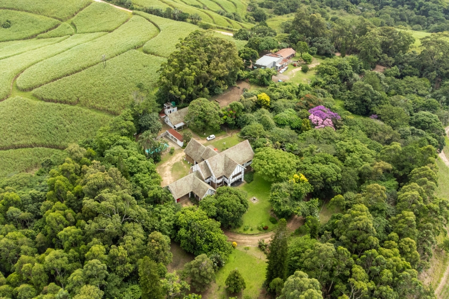 6 Bedroom Property for Sale in Park Rynie KwaZulu-Natal