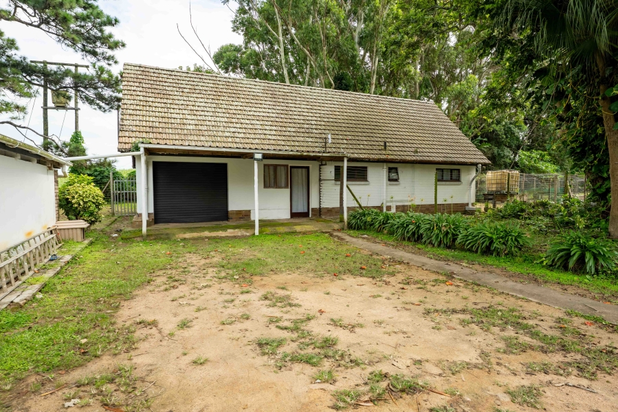 6 Bedroom Property for Sale in Park Rynie KwaZulu-Natal