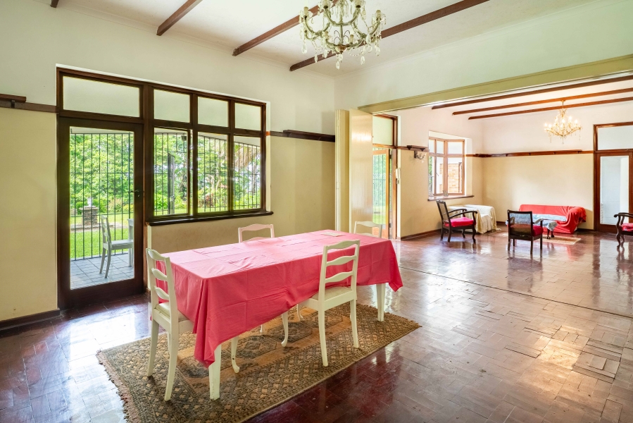 6 Bedroom Property for Sale in Park Rynie KwaZulu-Natal