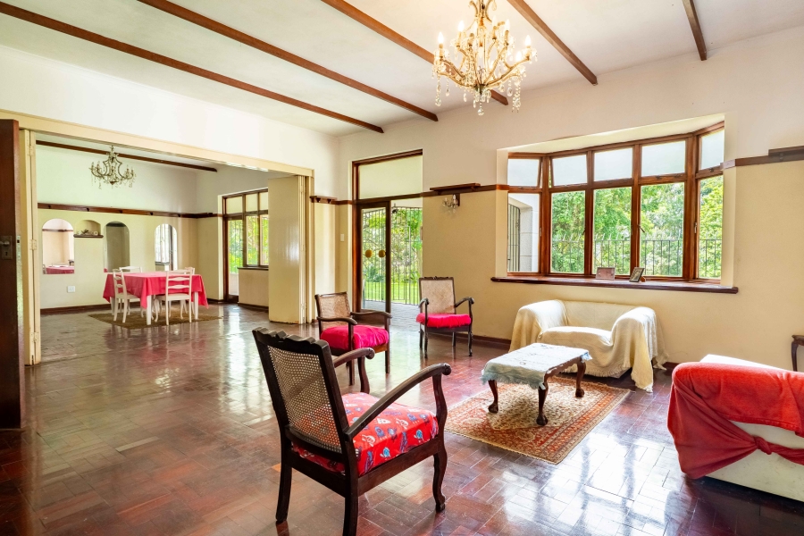 6 Bedroom Property for Sale in Park Rynie KwaZulu-Natal